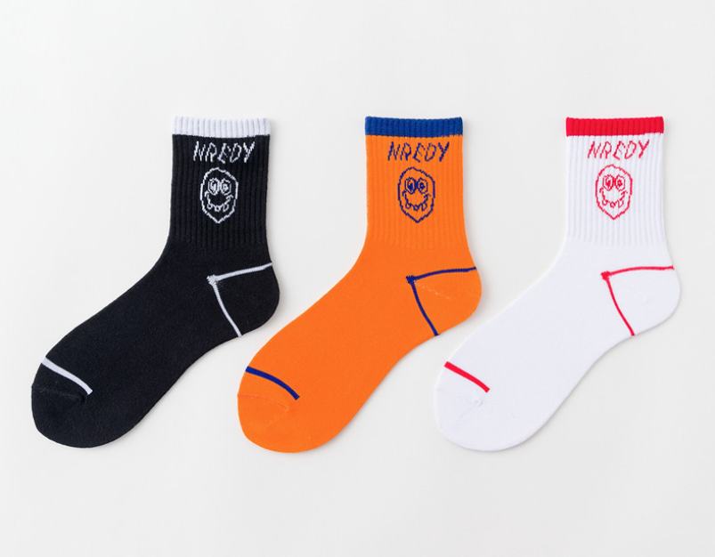 Eco Friendly Ladies Fashion Socks , Breathable Pretty Womens Socks Customized Logo