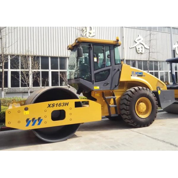 Kilowatt hydraulique 2130mm de la tonne XS203H 140 de la machine XCMG 20 de compacteur de la terre de rouleau