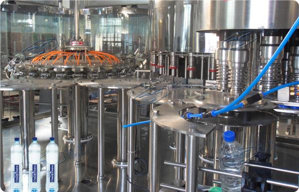 Máquina tampando de enchimento de lavagem de enchimento da bebida da planta da água potável do PLC Monoblock
