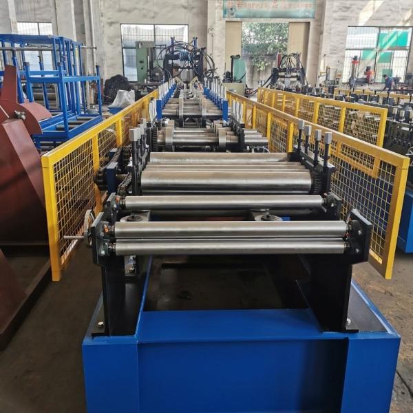 Cargo permutável que corta o rolo do Purlin da CZ que forma a máquina para o material do SOLDADO