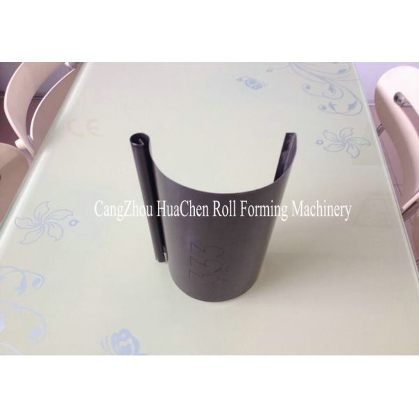 Rolo da calha da água da chuva que forma a máquina