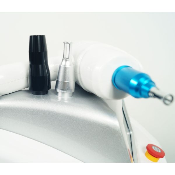 500W Eyebrow Laser Tattoo Removal Machine Q Switched ND YAG Carbon Peel