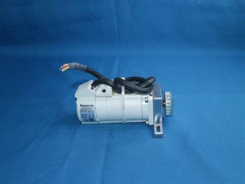 Panasonic : Moteurs triphasés 0.18KW-315KW-AC Servo MSMA012A1E