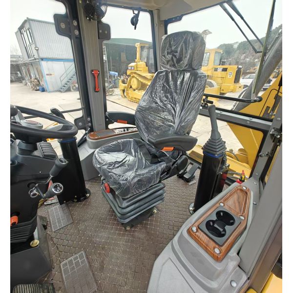 Original Japan JCB Wheeled Excavator and Ready to Ship