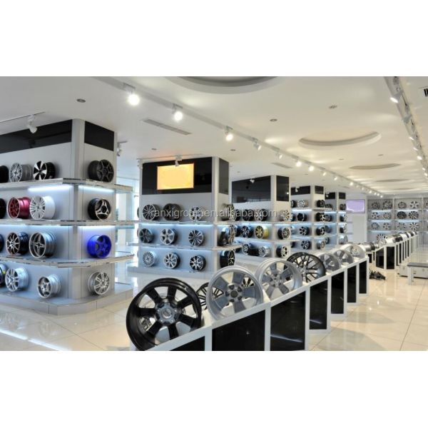 ЧЕРЕЗ расположенную ступенями оправу колеса алюминиевого сплава 15 x 8 дюймов