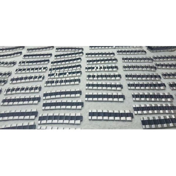 PVD Vacuum Coating Machine Multi Arc Vacuum Pvd Chrome Spray Machine