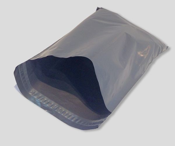 Покрашенные сумки упаковки курьера, пластиковые сумки доставки подгоняли толщину