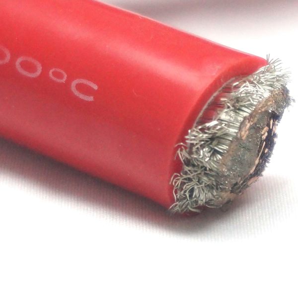 Rubber Sleeve Welding XLPE Insulated Power Cable With High Electric Strength