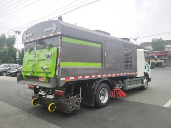 Electric Pressure Washer Truck for Custom's Requirement Energy Type Pure Electric and Cleaning