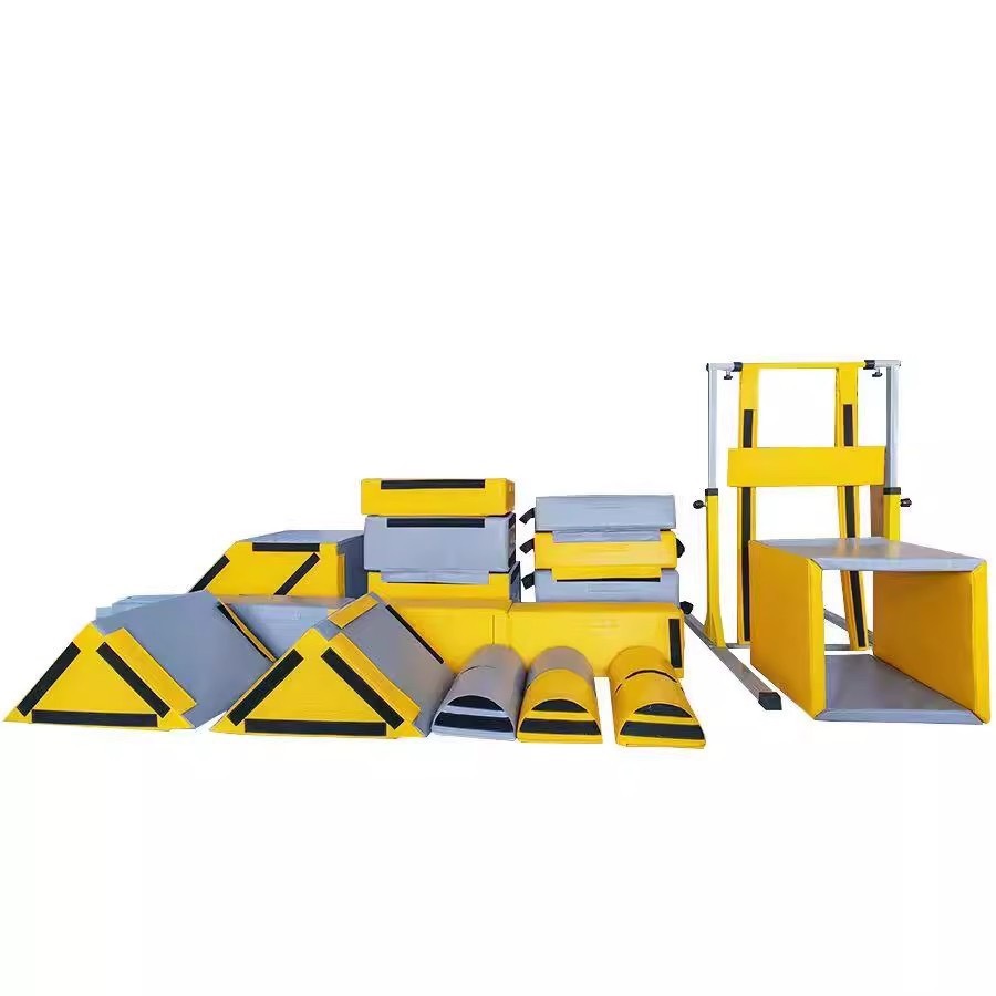 Complete Set of Children's Parkour and Physical Fitness Training Equipment, Sensory Integration Aids, and Parkour Barrier Set