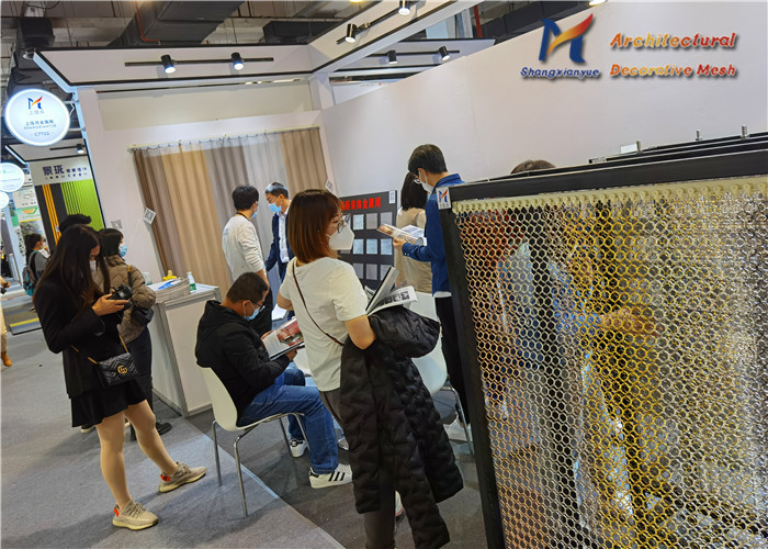 Плакирование разделяет ячеистую сеть сетки 2.0mm лифта декоративную сплетенную