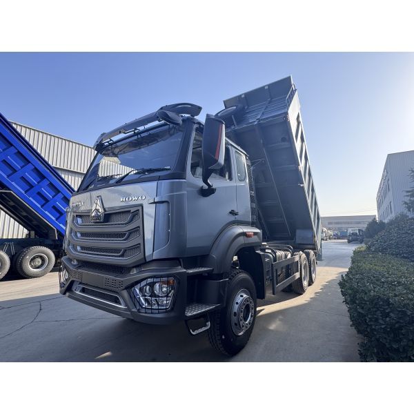 SINOTRUK HOHAN New Howo Tipper Dump Truck  Middle Lifting  6 × 4 RHD  Cargo Box  19-20CBM Customer-customized color Diamond Silver 400HP