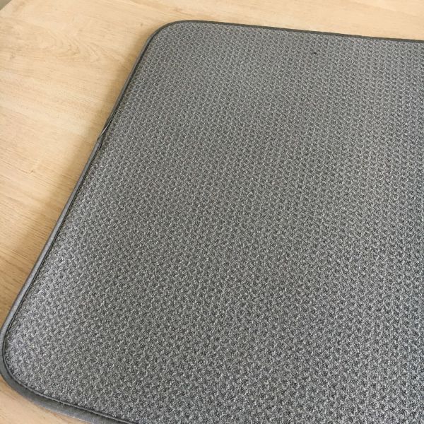 Sinlge packed 1pc Microfiber  printeted water absorb dish mat kitchen water pad with grid patten