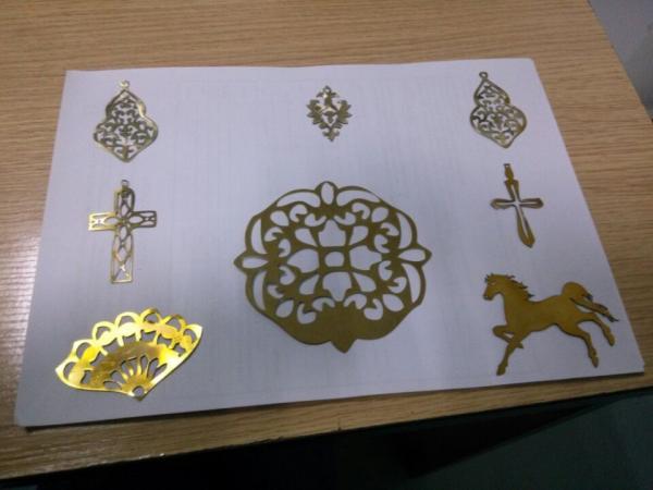 Good Optical Mode Portable Metal Laser Cutting Machine With gold, silver
