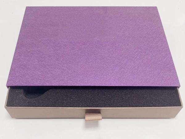 Exquisite Hotel Gift Packing Boxes Cardboard Drawer Box Gold Color Logo
