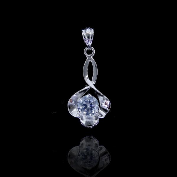 Customized Pure 925 Silver Pendant Minimalist Style With Little Puppy Shape