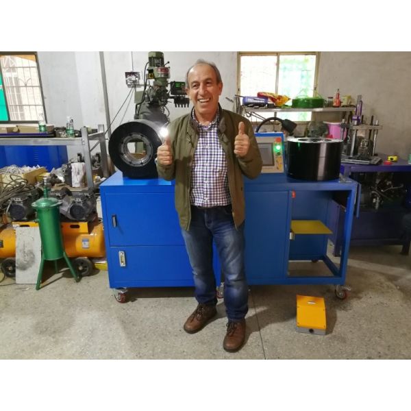 Подвес 220В 380В воздуха машины высокого шланга гидросистемы давления гофрируя