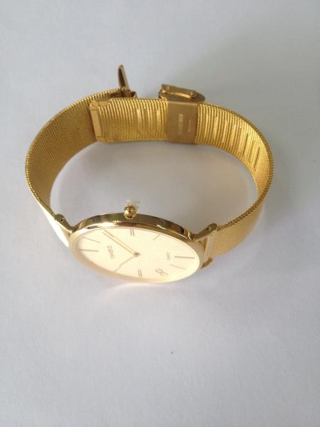 Ultra-thin case mesh band Stainless Steel Watches / stainless steel bracelet watches for women 