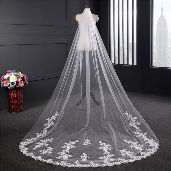 Fashionable Customized 3m*1.8m Wholesale Appliqued Lace Tulle Bridal Wedding White Veil With Hair Comb