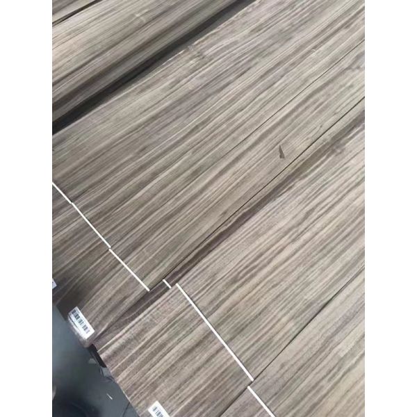 Естественный темный цвет Американский грецкий орех Crown Cut / Plain Cut Veneer Sheet для фанеры