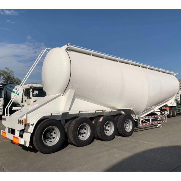 Sinotruk Howo New 35CBM 3 axle cement Dry powder bulk cement silo tanker semi trailer Material transporte truck for sale