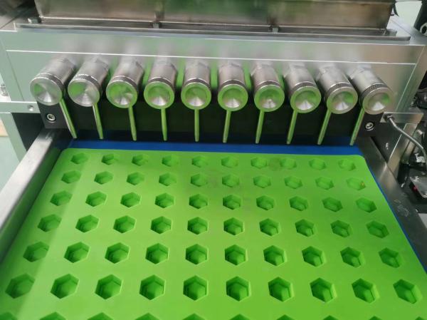 Effortless Mini Gummy Candy Vitamin Nutrition Candy Depositor Jelly Candy Making Machine For Lab