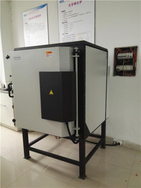 Binder Removal Electric Heat Treatment Furnace , Industrial Box Furnace Compact Size