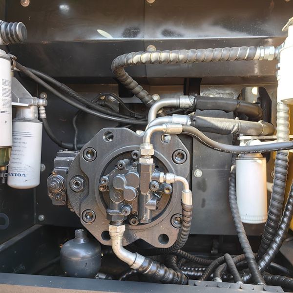 Volvo EC290 Used Hydraulic Excavator 153KW 1.3m3 Bucket Capacity