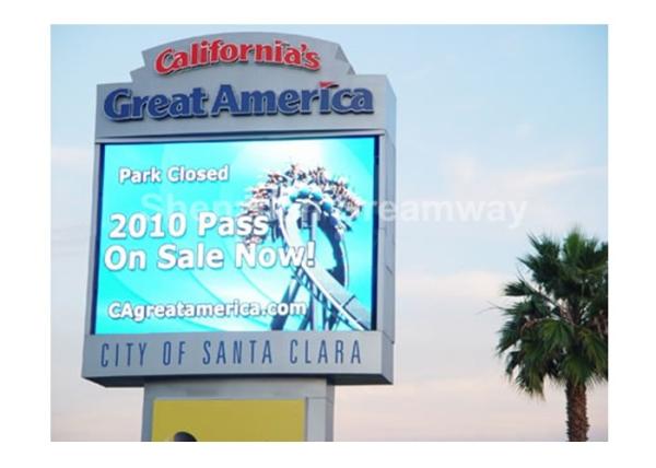 Commercial Full Color IP65 Outdoor LED Signs Wall Mouted with Frame LED Box
