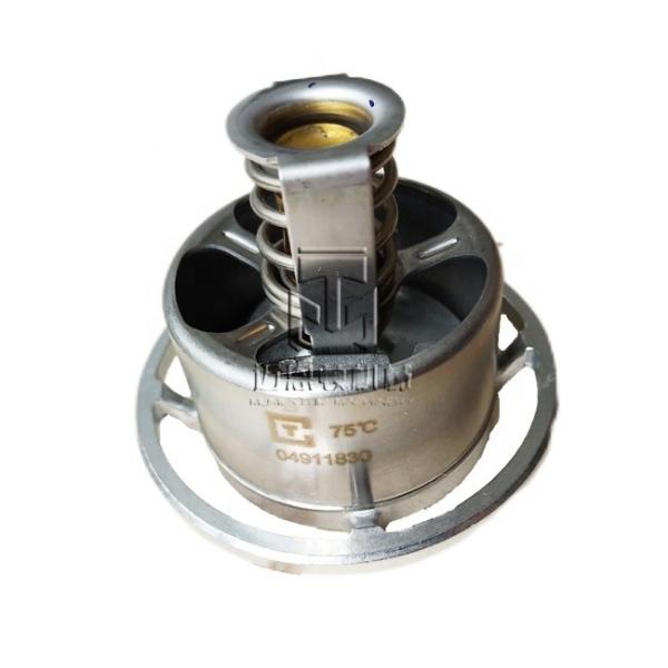 Le thermostat de 75 degrés THD675 04908225 04905768 04906027 04911830 0490 8225 0490 5768 0490 6027 0491 1830 4908225 4905768 4906027 4911830 pour le moteur TCD2013 TCD2012 4V