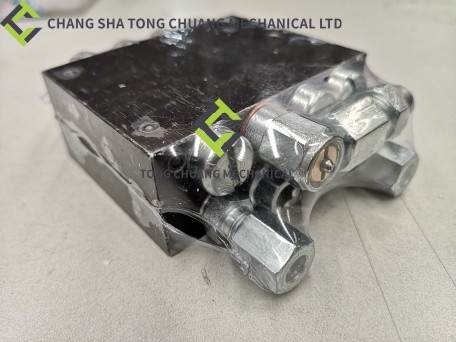 Zoomlion Concrete Pump Oil Separator 4JPQ-M Domestically Produced 4 Hole