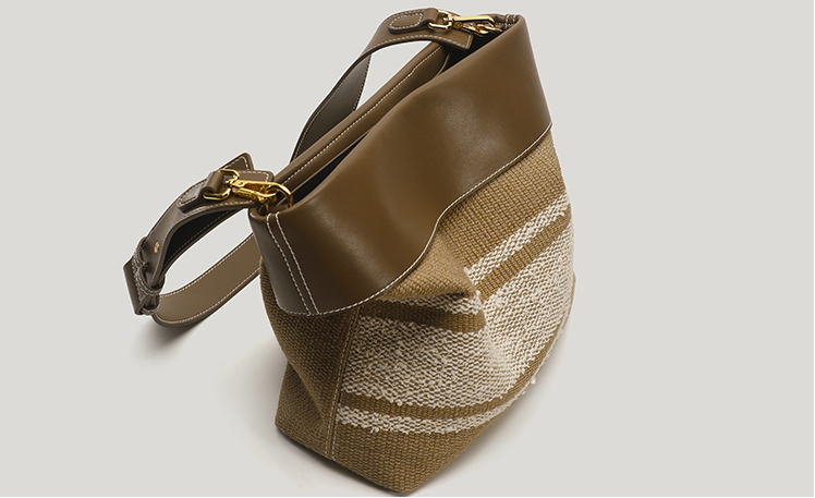 OEM PU Leather Shoulder Bag 28cm 12cm Single Shoulder Messenger Bag