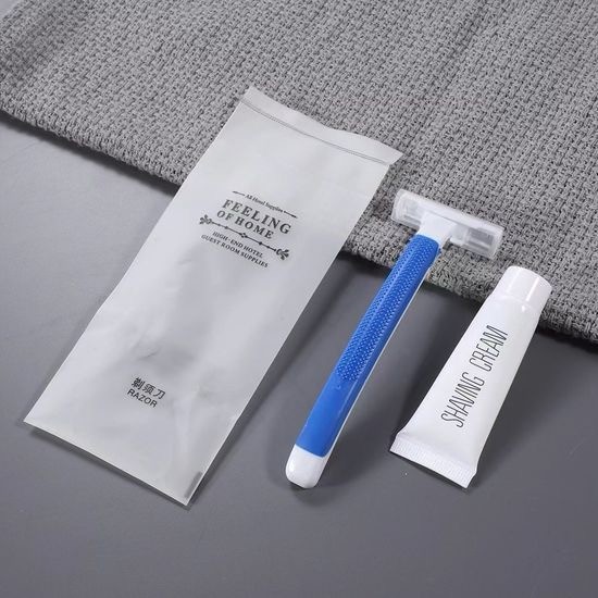 5 Star Hotel Amenities Sets Customized Logo Pet Friendly With Shampoo