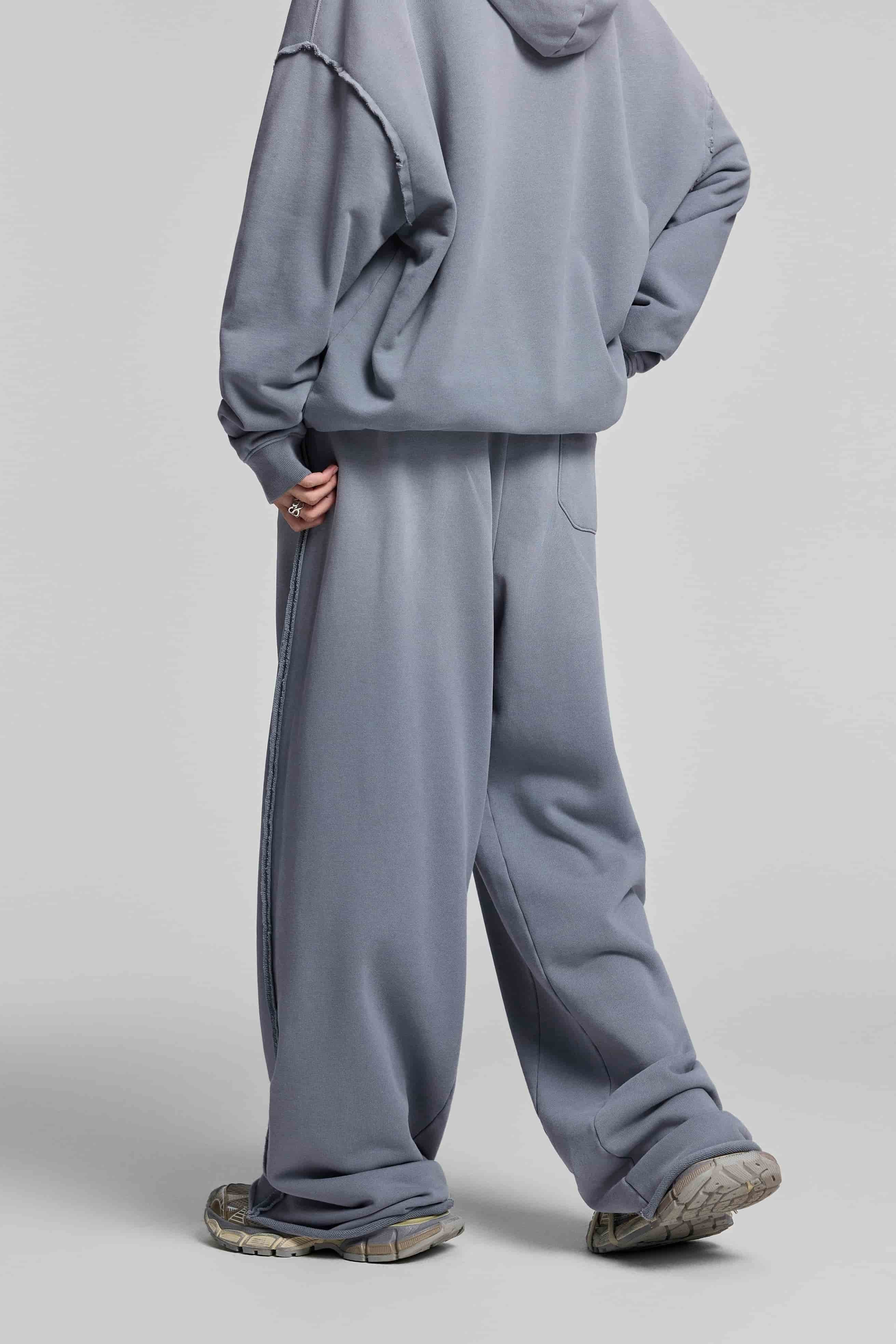 Custom 100%cotton Raw Edge Oversized Sweatpants for Streetwear Brands