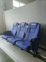 Fauteuil de places assises de cinéma du théâtre CA117 commercial portatif avec le support de tasse