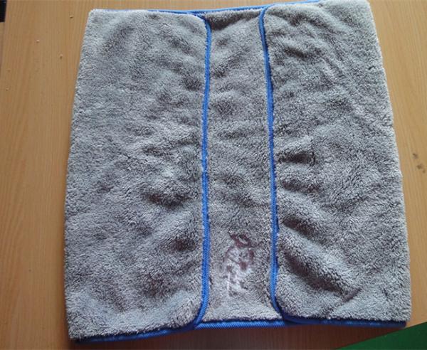 Microfiber toalha coral dos esportes do velo do cão de estimação cinzento do bolso da dobra 800gsm de 50 * de 90cm