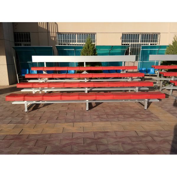 Material de aluminio del estadio de los blanqueadores al aire libre portátiles del metal con los asientos plásticos