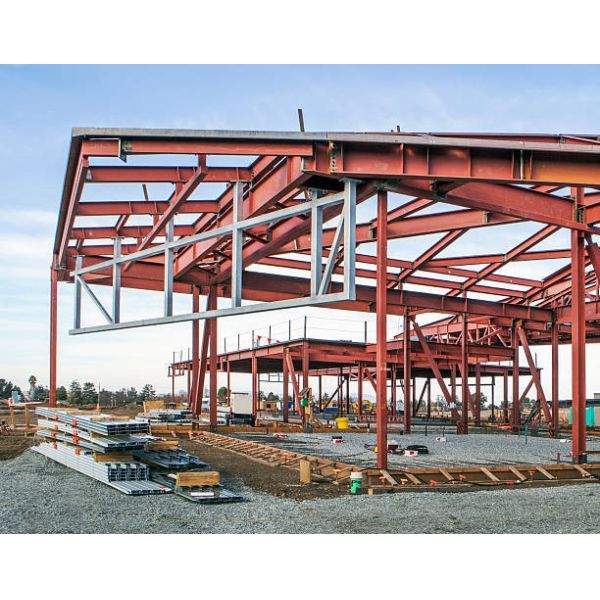 Customizable Weatherproof Steel Warehouse Facility with Large-Span Design and Cost-Effective Construction