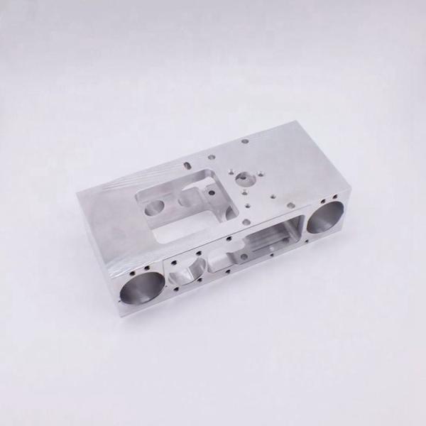 CNC feito sob encomenda do serviço da fabricação que faz à máquina o CNC da linha central da parte 5 do CNC