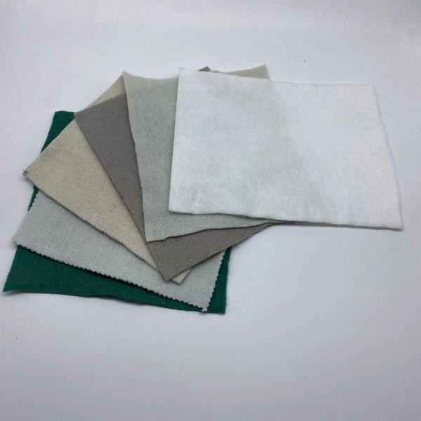 High Tensile Strength Non-Woven Geotextile for Slope Protection in White/Black 300g/m2