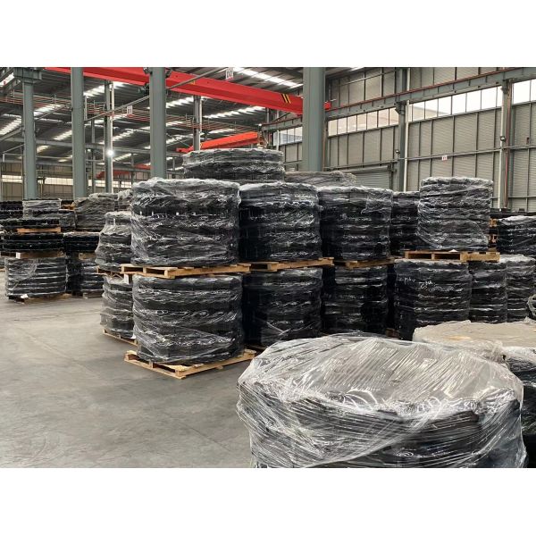 Heavy Chassis Excavator Undercarriage Parts Track Chain Shoe Assemblies