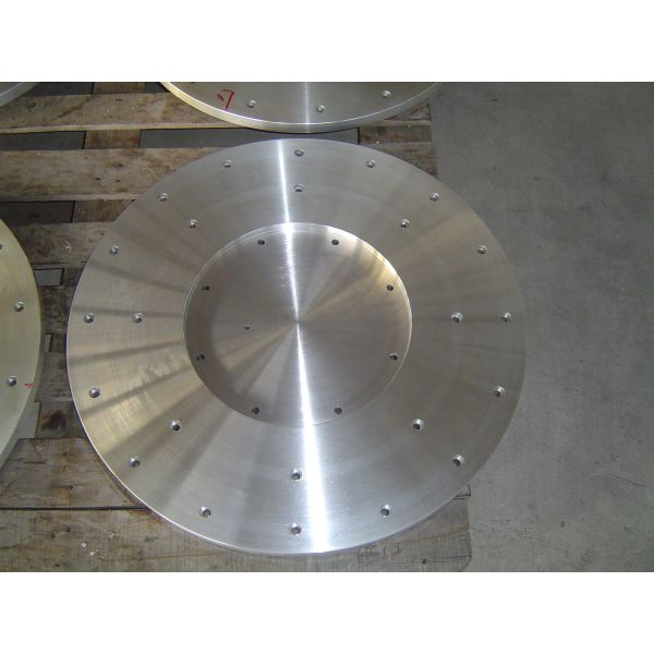 Отжигать/гасить отливку по выплавляемым моделям воска с потерей точности с осмотром ЭТК