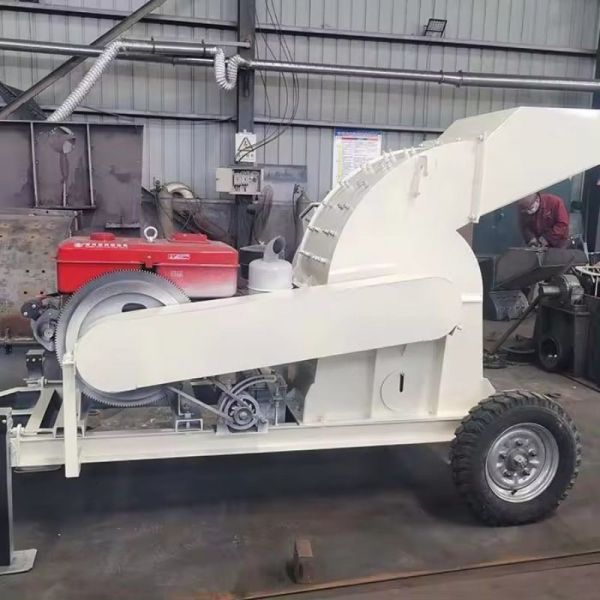 Professional Tree Branches Wood Chips Making Machine 1200*550*800mm