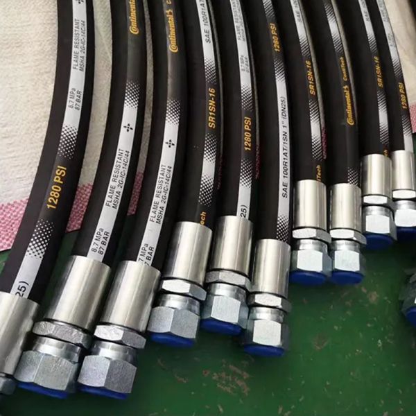 Resistencia a la explosión del tubo de la manguera del freno de aceite hidráulico para la reparación de líneas de aceite hidráulico