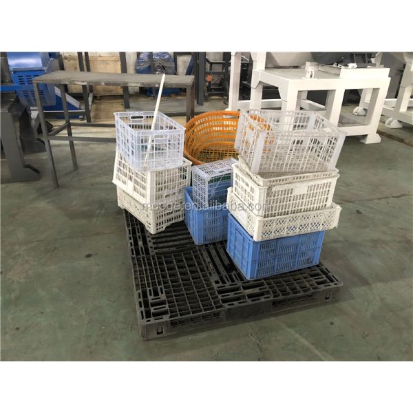 Single Shaft Industrial Plastic Crusher 600-1500mm Plastic Lump Shredder