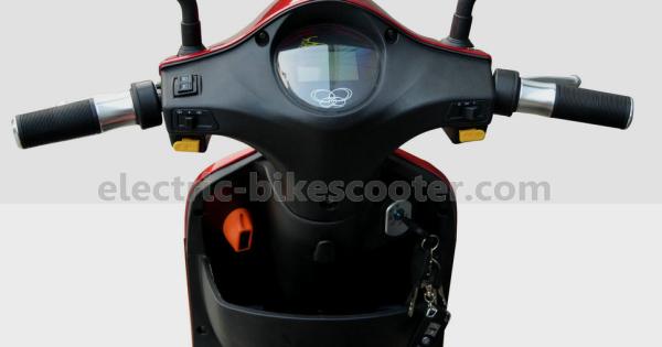 Vespa Electric Pedal Assisted Scooter 18 Inch Wheels 48V 250W
