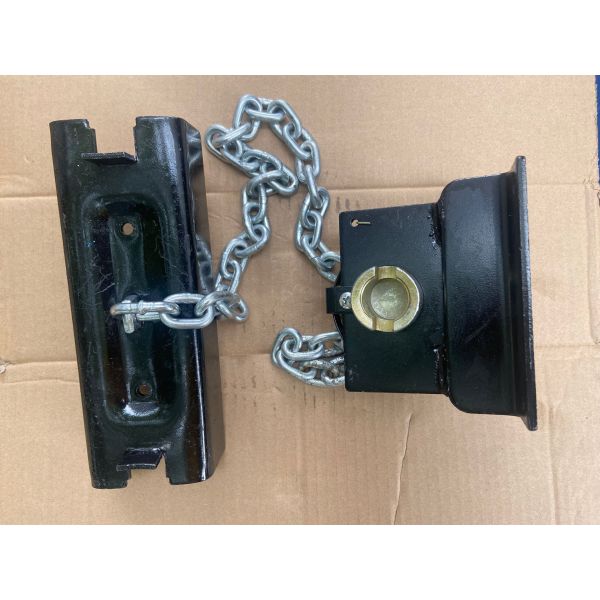 Truck Spare Tire Carrier 8970109551 Isuzu NPR NQR Hang On Main Beam Maintain And Repair Chassis Auto Parts