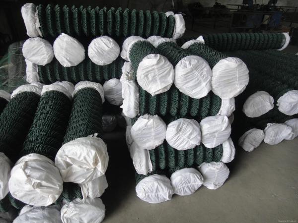 2.5mm/1.5mm 50X50mm PVC Coated Chain Link Fence Wire Mesh Fence