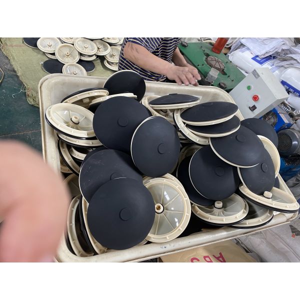 High Oxygen Nano Micro Bubble Diffuser Aeration Head Trays Flat Plate Disc Type Diaphragm Disk Aerator