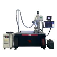Machine de soudage automatique à laser à fibre automatique sur mesure à 5 axes pour tuyaux à trois voies en acier inoxydable